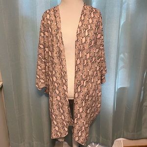 EXC • Izzy and Lola Kimono • Snakeskin • Sz M/L